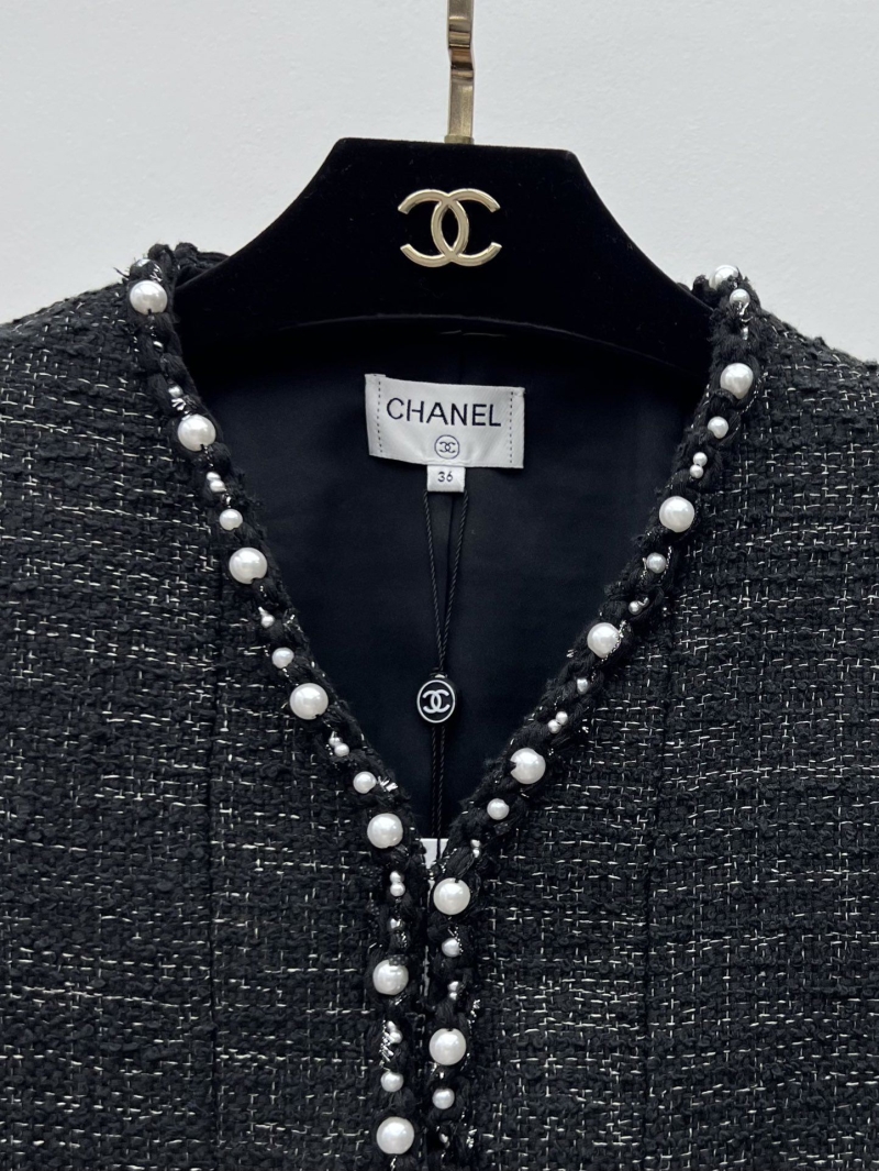 Ch**el outwear